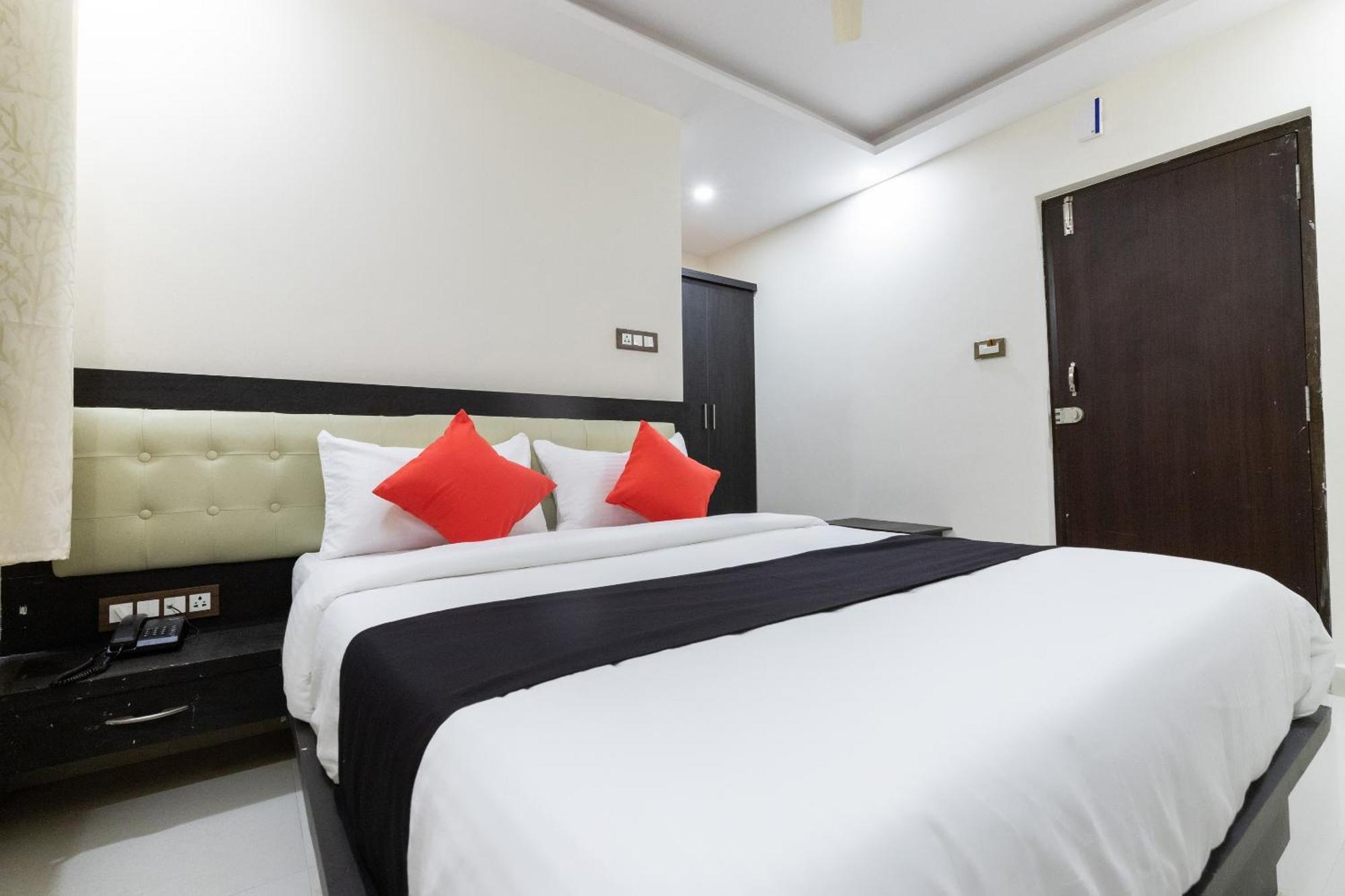 Super Capital O Choice Regal Suites Near Ragigudda Sri Prasanna Anjanayeswamy Temple Bengaluru Zewnętrze zdjęcie