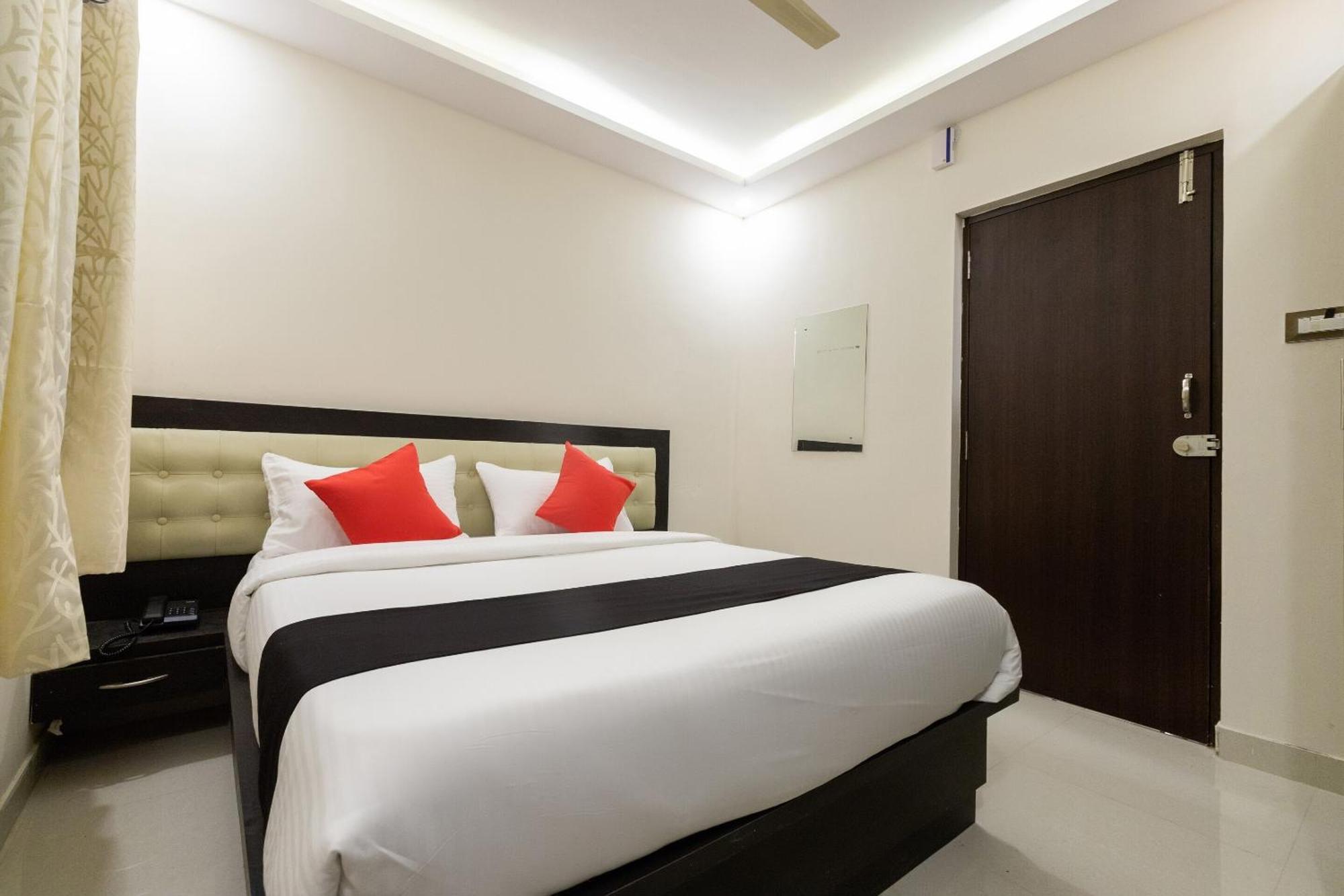 Super Capital O Choice Regal Suites Near Ragigudda Sri Prasanna Anjanayeswamy Temple Bengaluru Zewnętrze zdjęcie